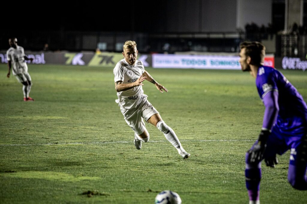 Pedro Henrique exalta empate do Ceará e projeta jogo decisivo contra o Bahia