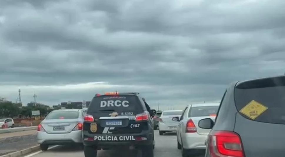 Polícia prende homem por extorsão digital com ameaças falsas de PCC