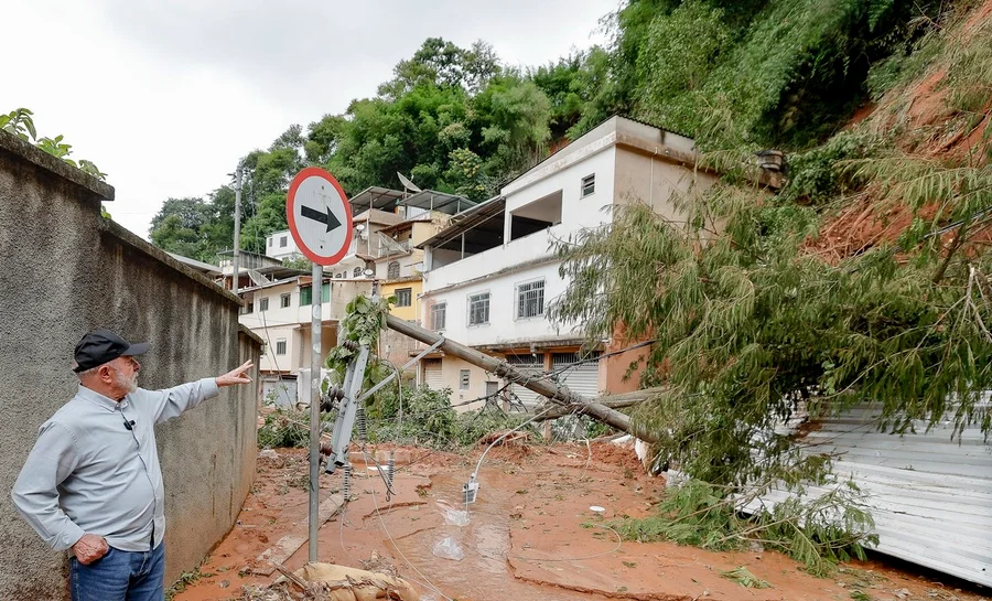 Governo Federal Reforça Ações de Emergência e Critica Postura Política em Redes Sociais