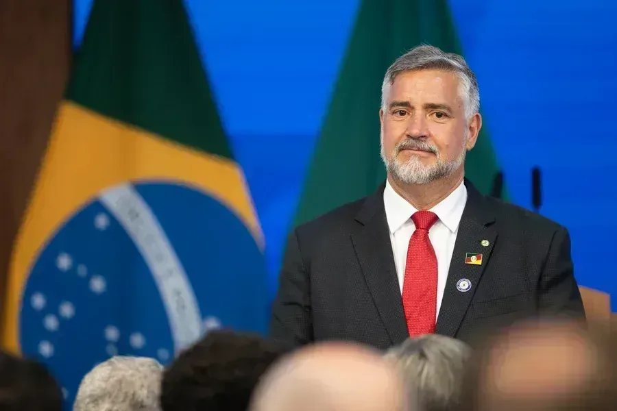 Governo oficializa ex-ministro… e mexe com o debate político que afeta o dia a d em destaque