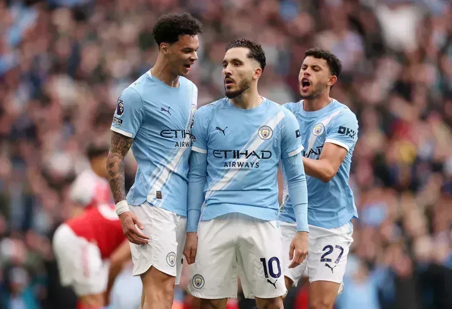 Manchester City vence o Arsenal e coloca fogo na reta fin… e movimenta torcedore em destaque